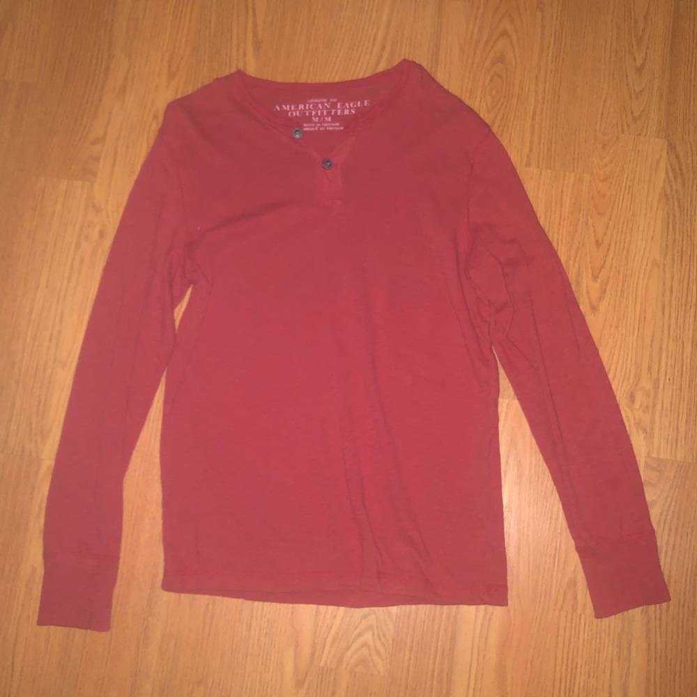 Men’s Medium American Eagle Three Button Long Sleeve Shirt